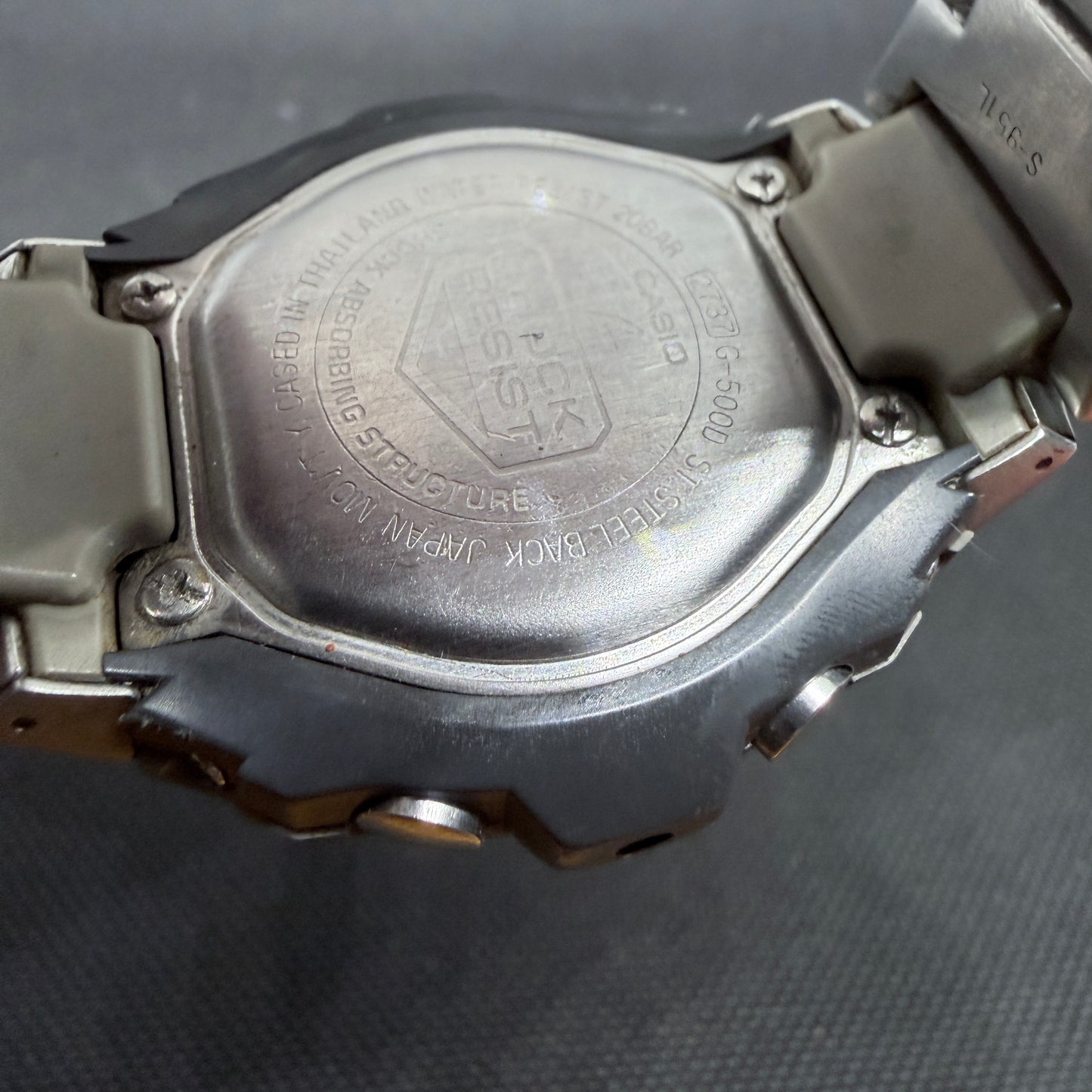 Vintage Casio G-shock G-500D
