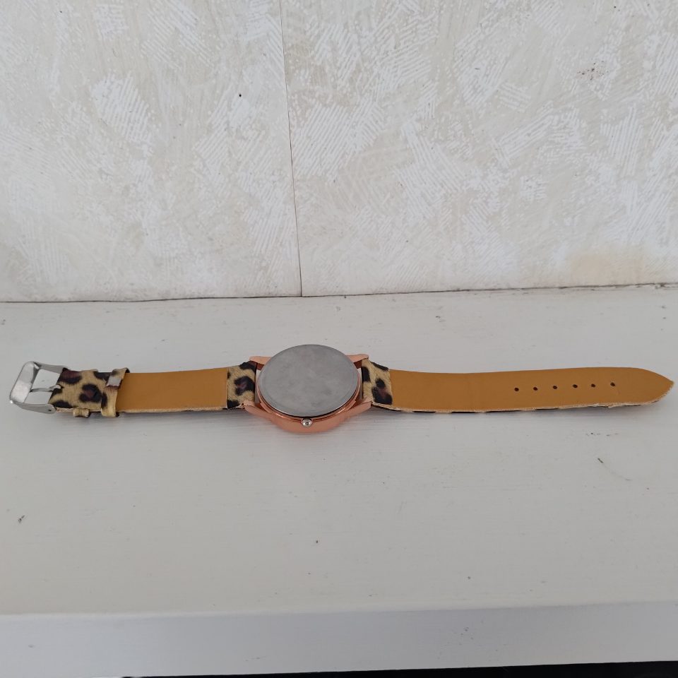 Jesou Fashion Watch