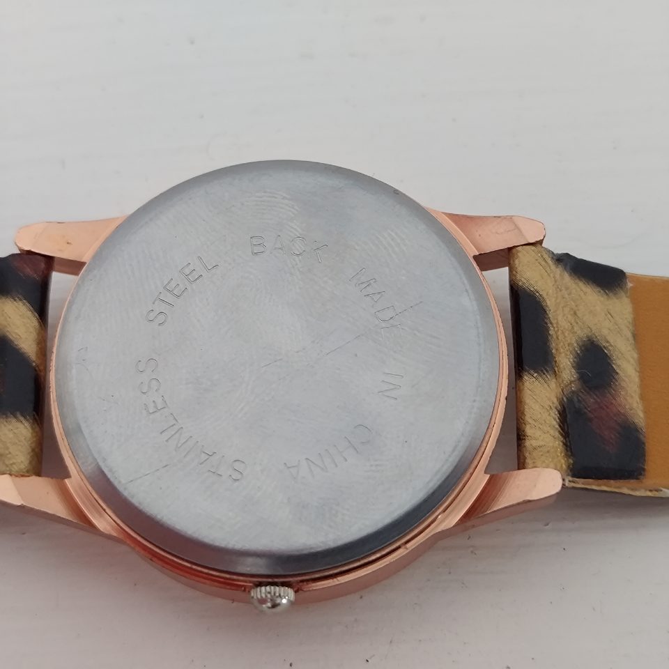 Jesou Fashion Watch