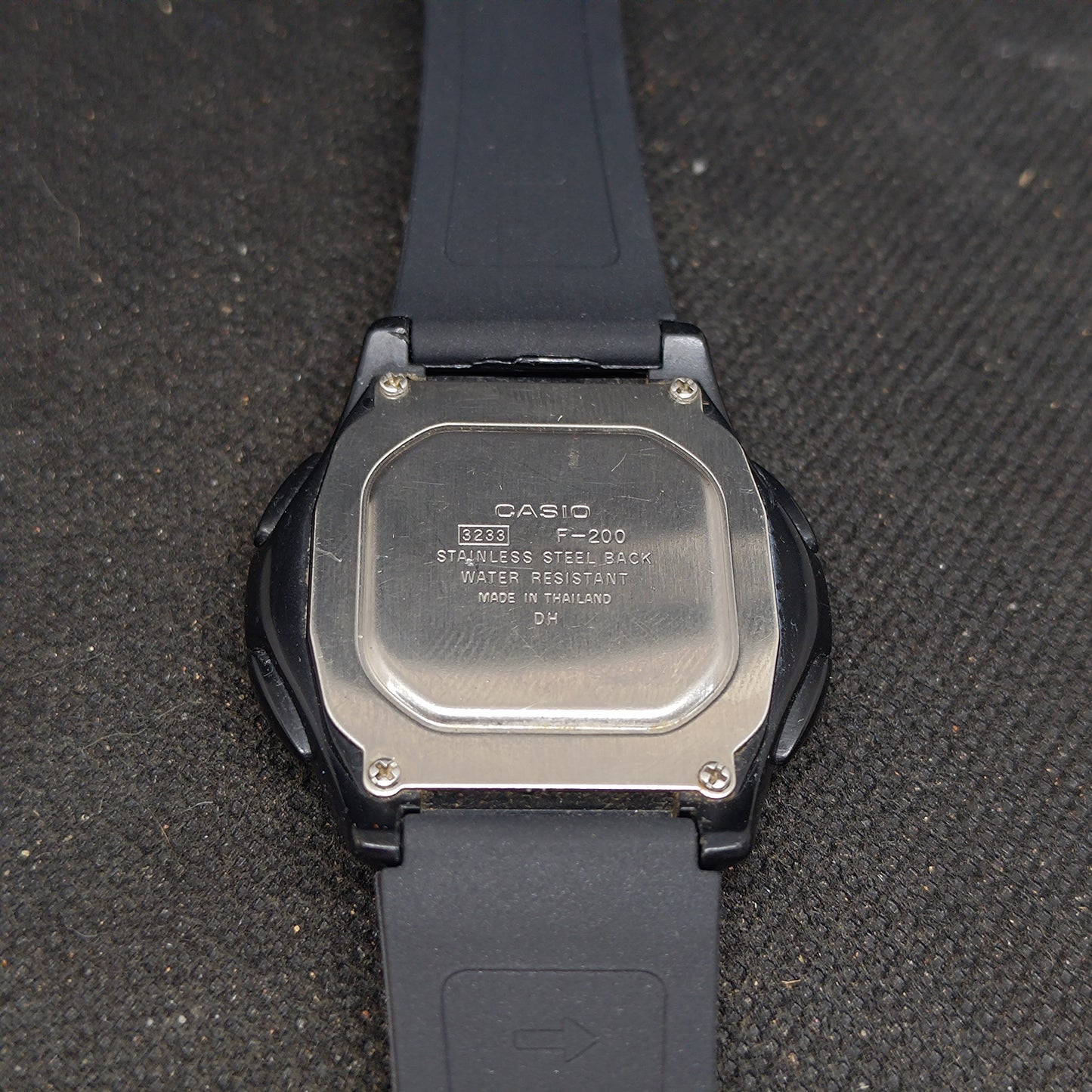 Casio F-200 Digital Watch
