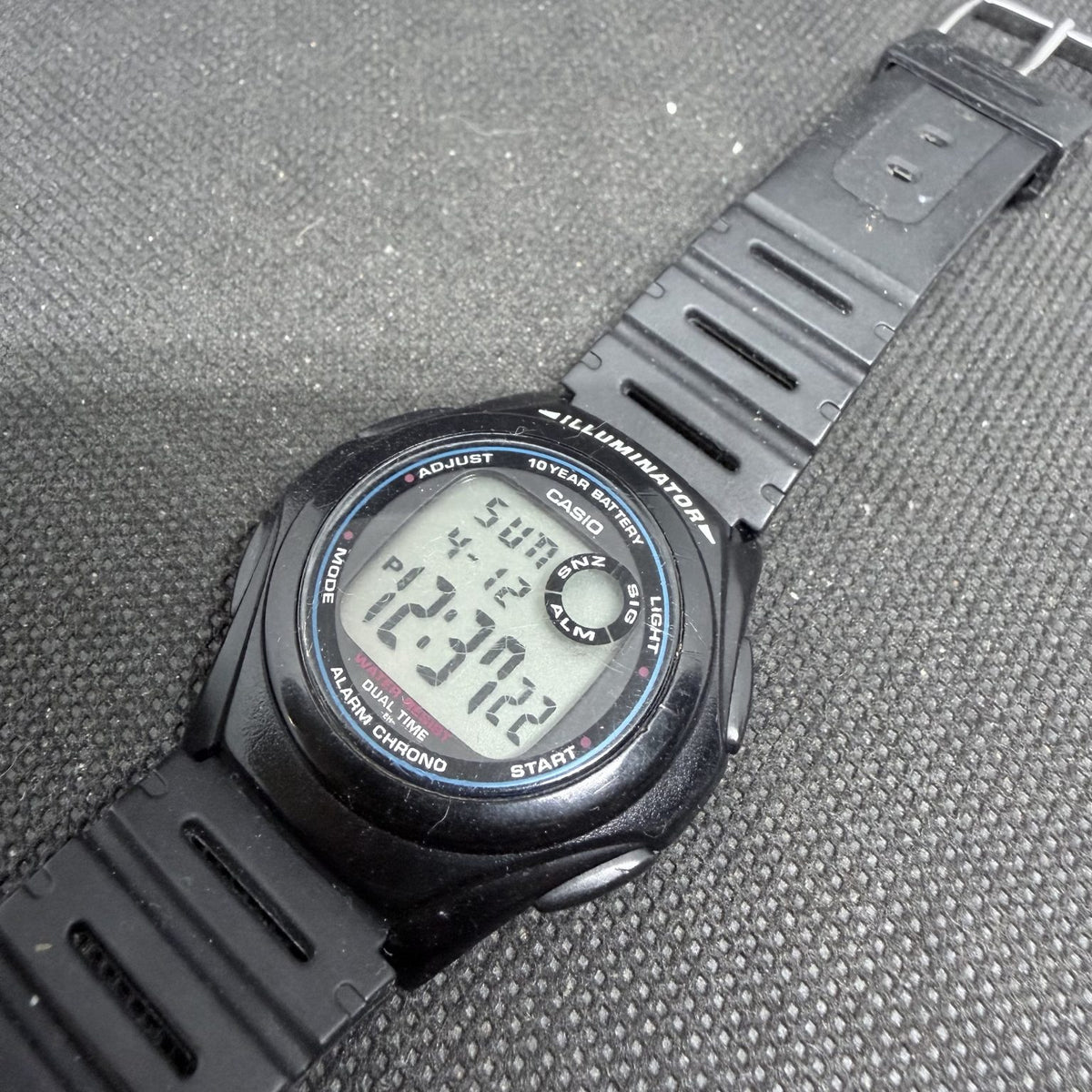 Casio F200 digital Watch