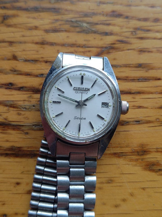 Vintage ladies Citizen Seven Quartz watch