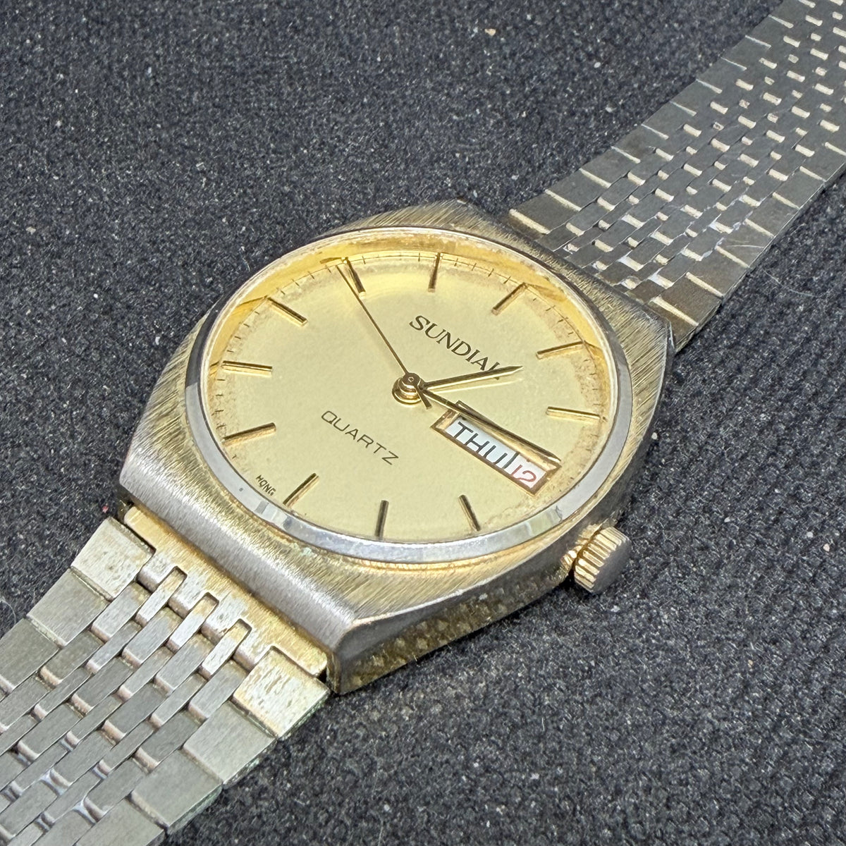 Sundial Mens Watch
