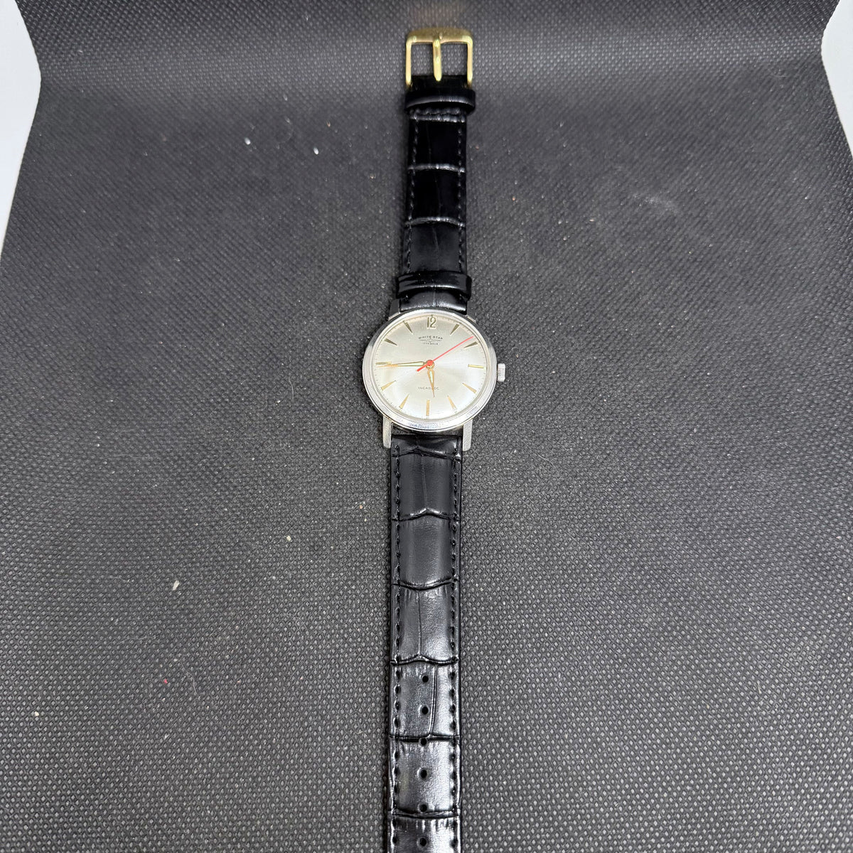 Mens White Star Vintage Dress Watch