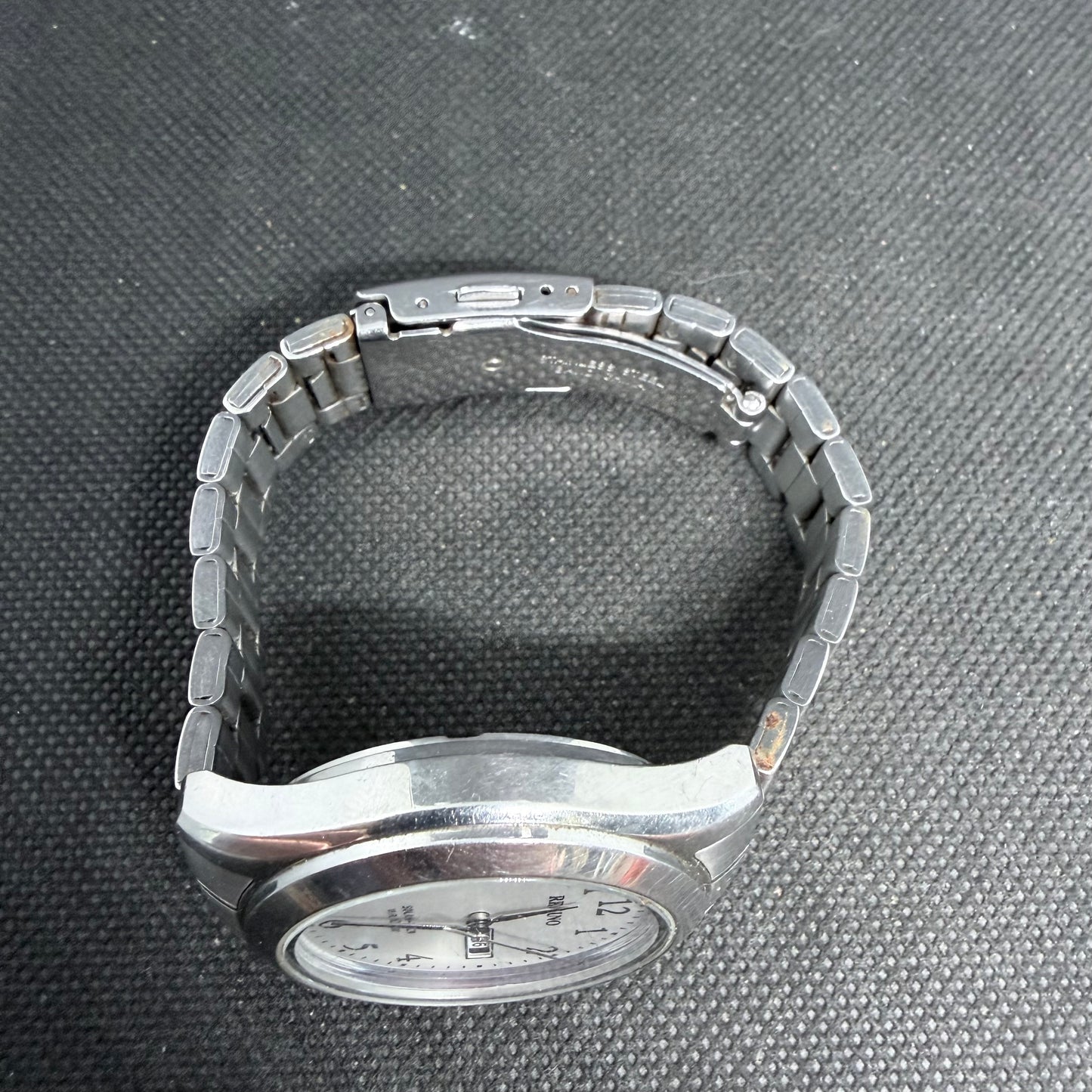 Reguno by Citizen Solar tech Watch (Ecodrive)