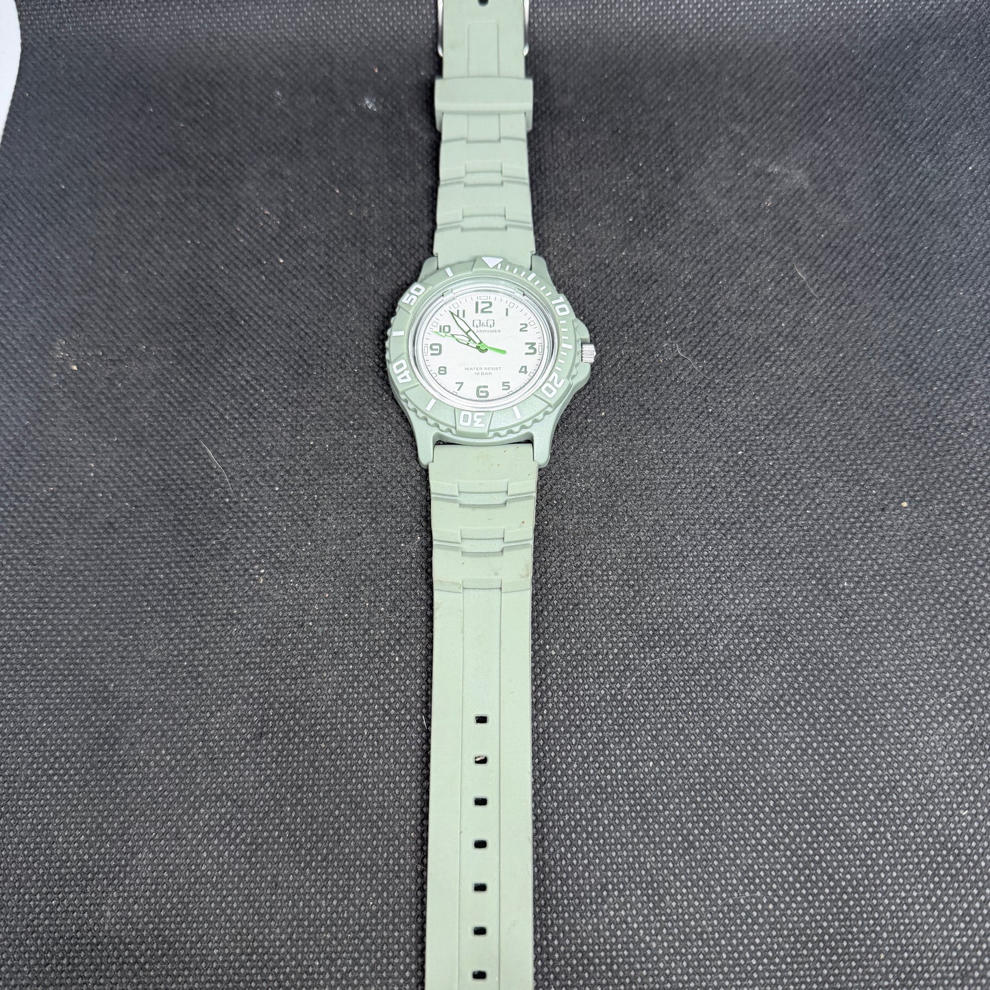 Q&Q by Citizen Solar Dive Watch