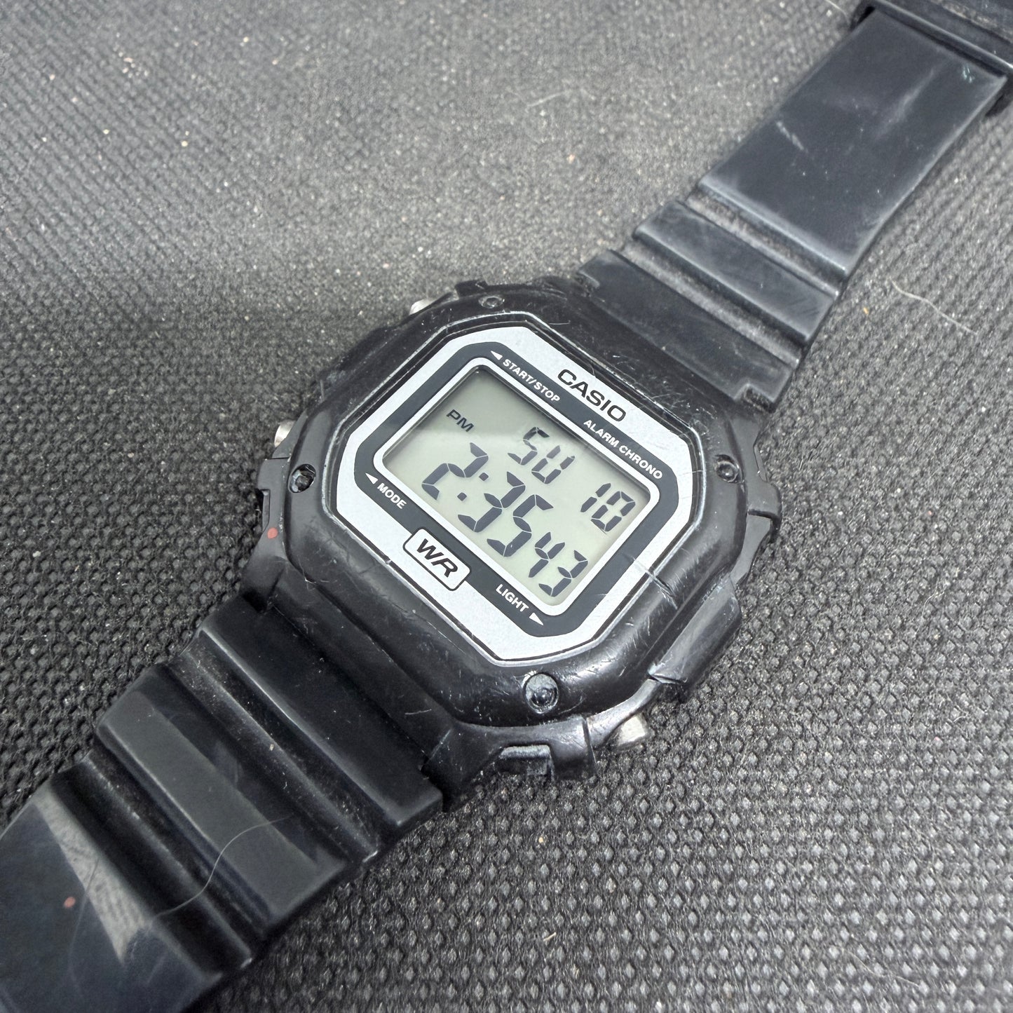 Casio F-108WHC Digital Watch