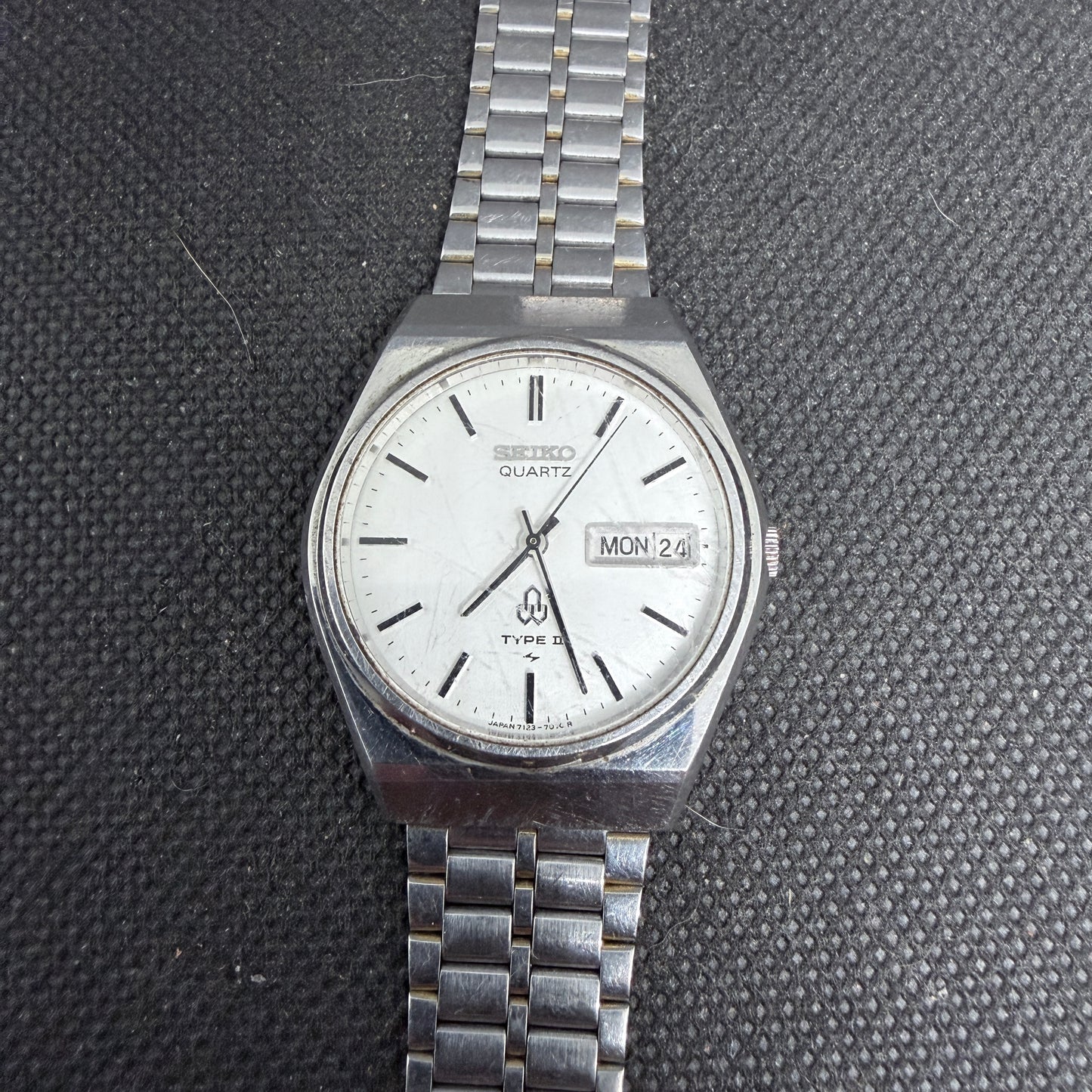 Seiko 7123-7070 Type II Quartz Watch