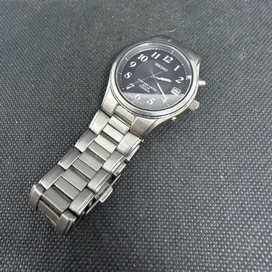 Seiko Solar Titanium Men's Watch