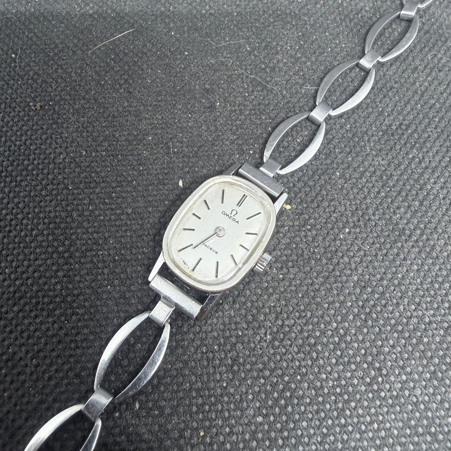 Vintage Ladies Omega Geneve Ref 511.0454 - Serviced!