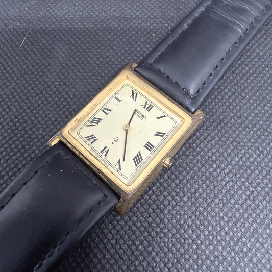 Vintage Quartz Seiko Tank Watch