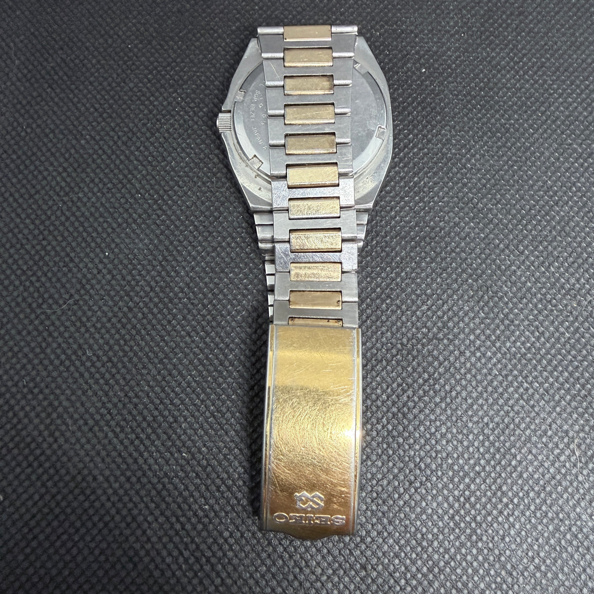 Vintage Seiko SQ Sports 100 July 1981 Serial