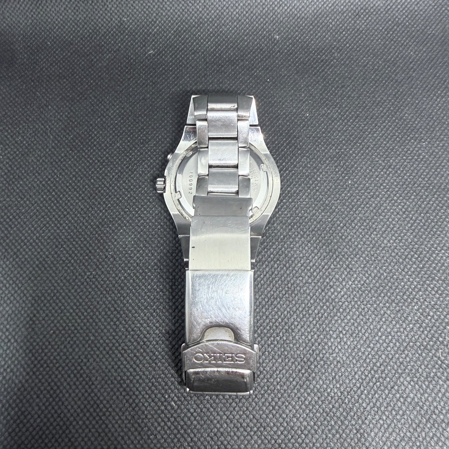 Seiko Kinetic 5M42-0F19