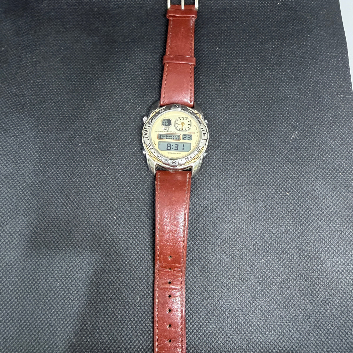Neo-Vintage Q&Q by Citizen Alarm-Chronograph Ana-Digi – Premium Hirsch Strap
