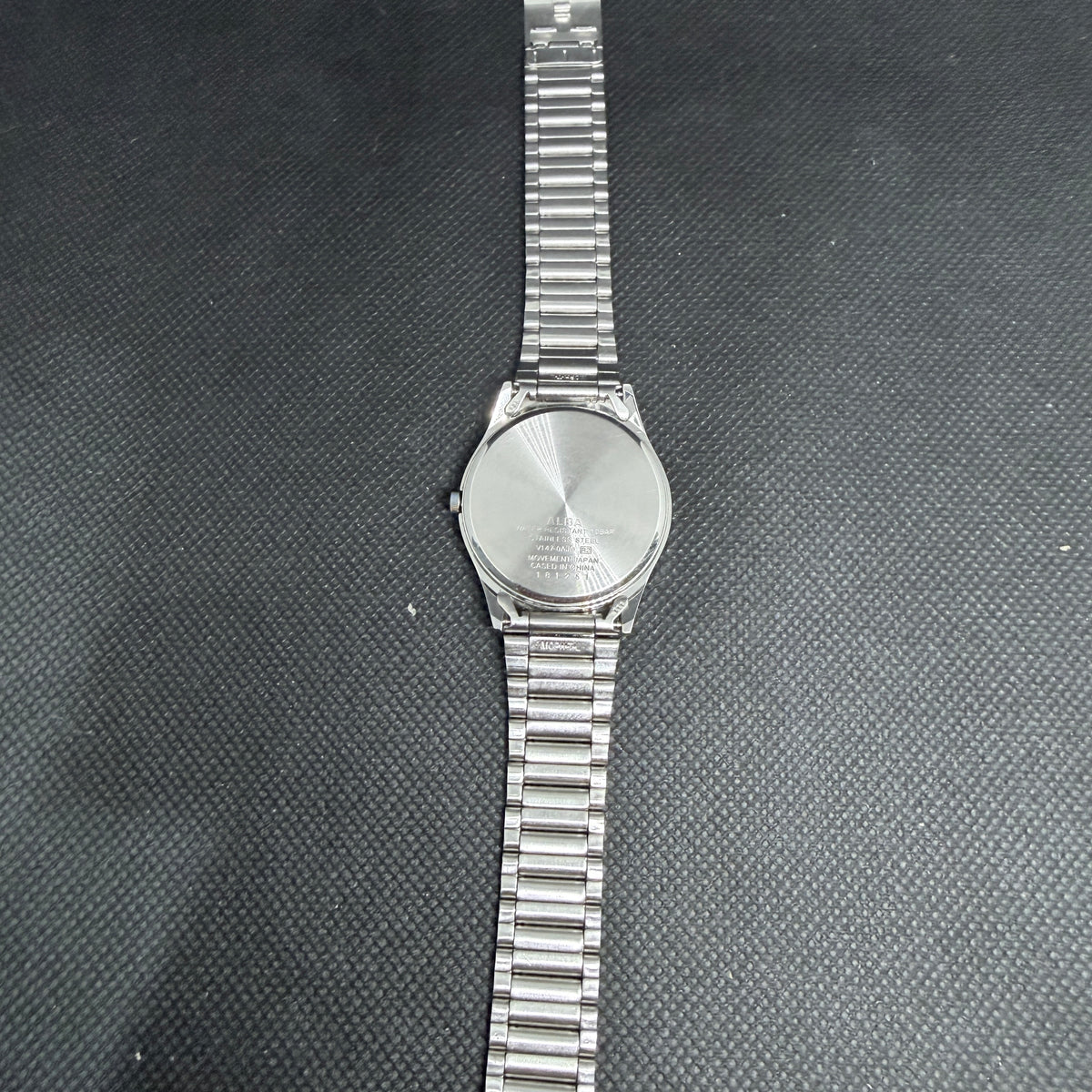 JDM Seiko Alba Solar Power Calendar – (Ref. V147-0AJ0)