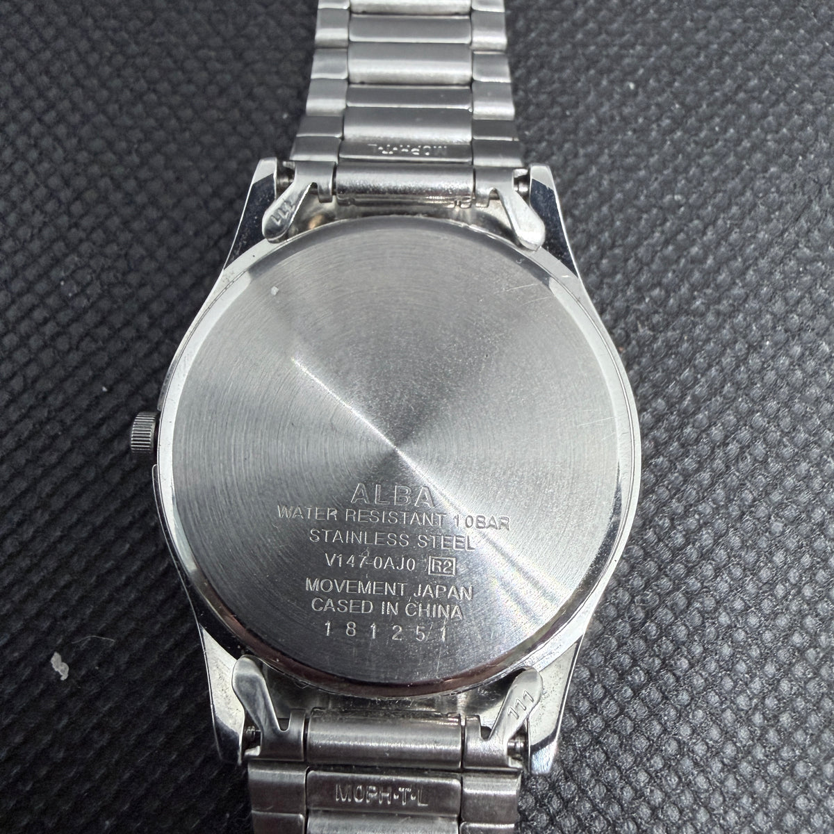 JDM Seiko Alba Solar Power Calendar – (Ref. V147-0AJ0)