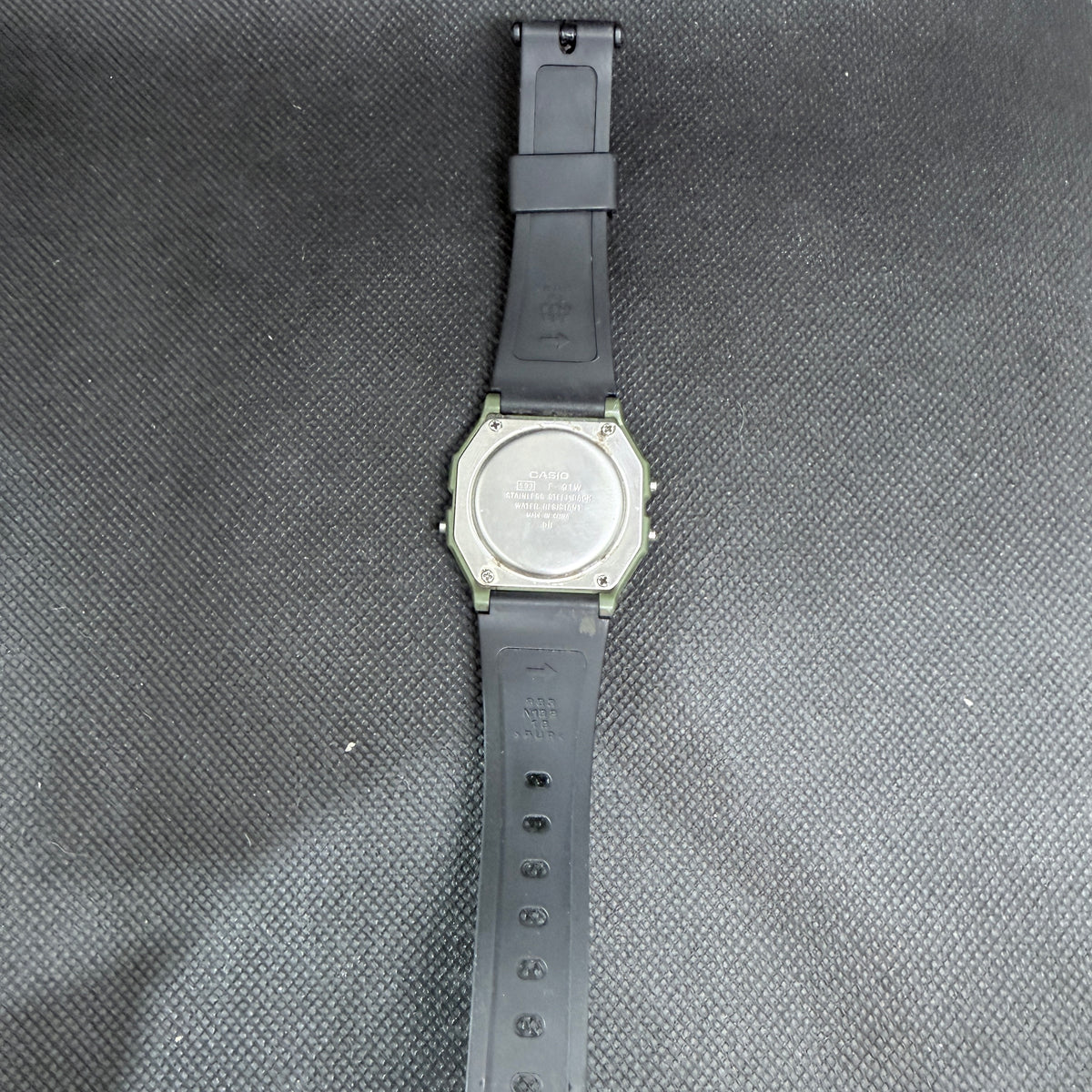 Casio F-91WM-3A Retro Digital Chronograph – Olive Green