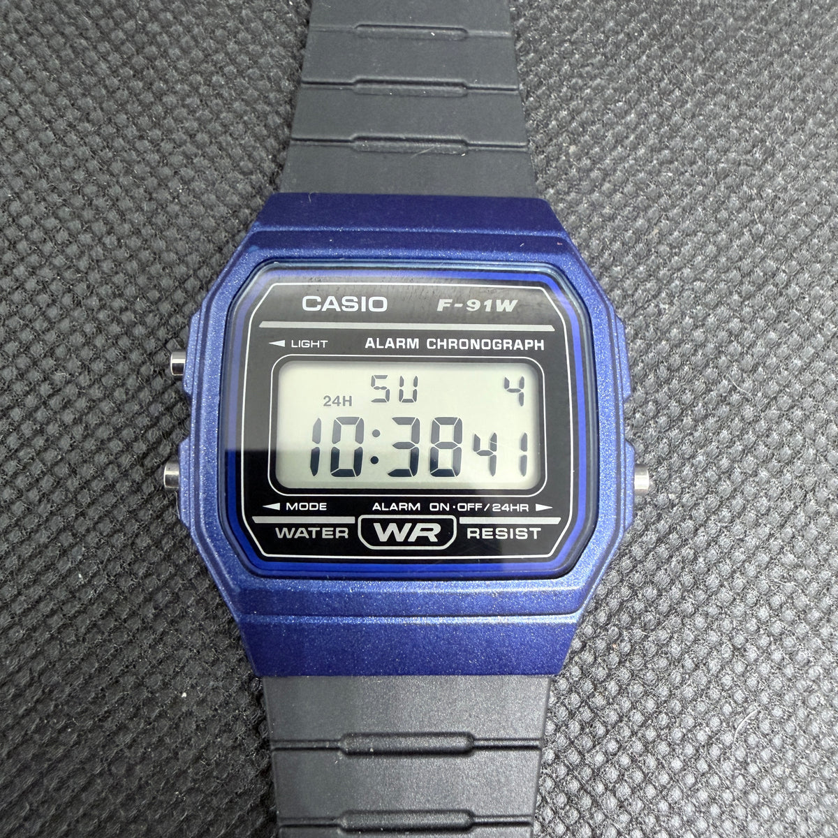 Casio F-91WM-2A Retro Digital Chronograph – Metallic Blue