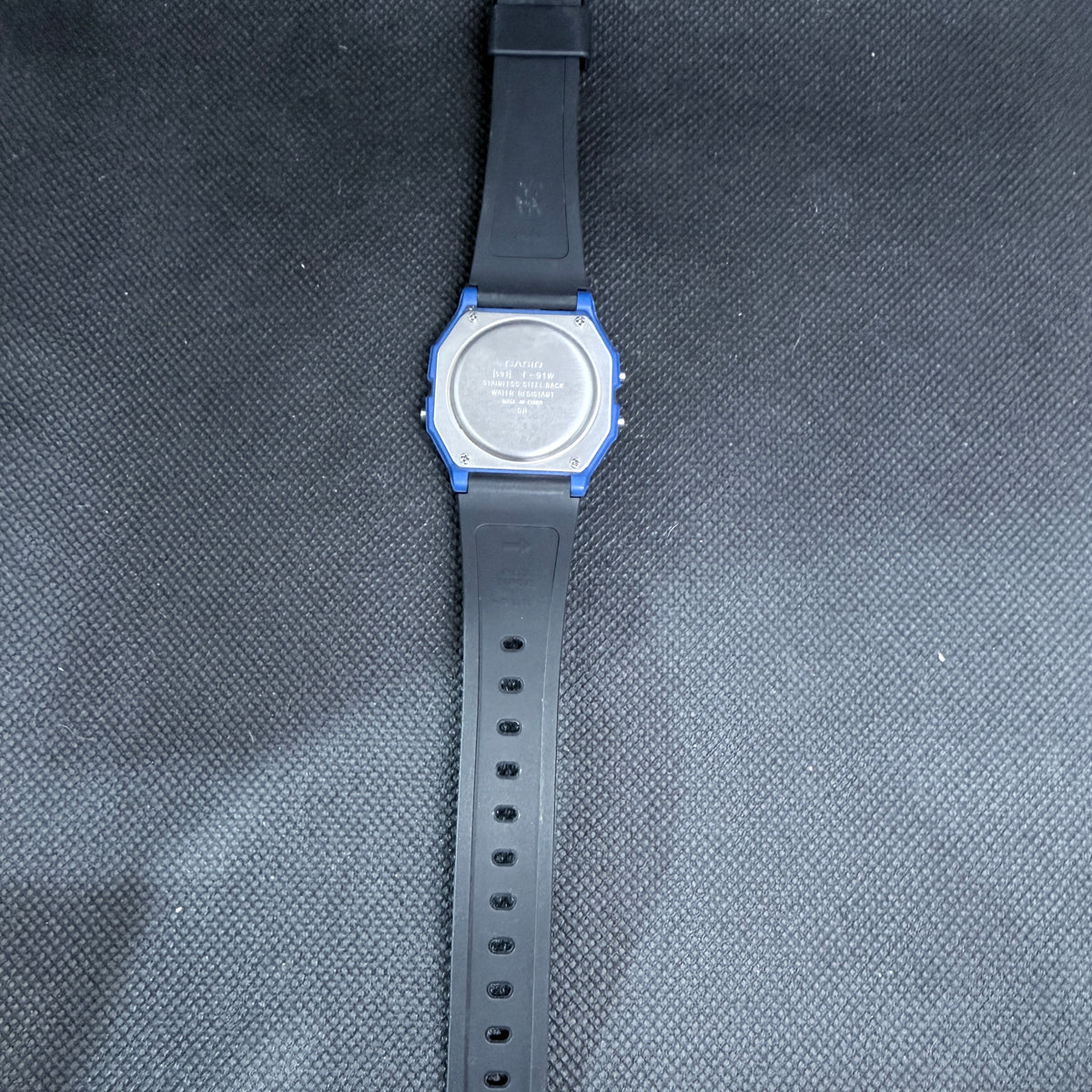 Casio F-91WM-2A Retro Digital Chronograph – Metallic Blue