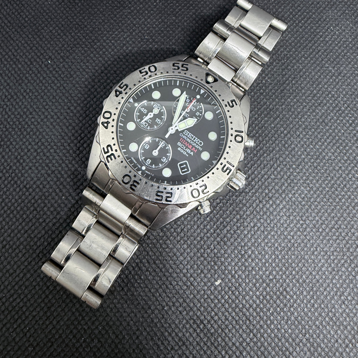Neo-Vintage JDM Seiko Titanium Scuba Chronograph – 22cm Full-Length Bracelet (Ref. 7T92-0BD0)