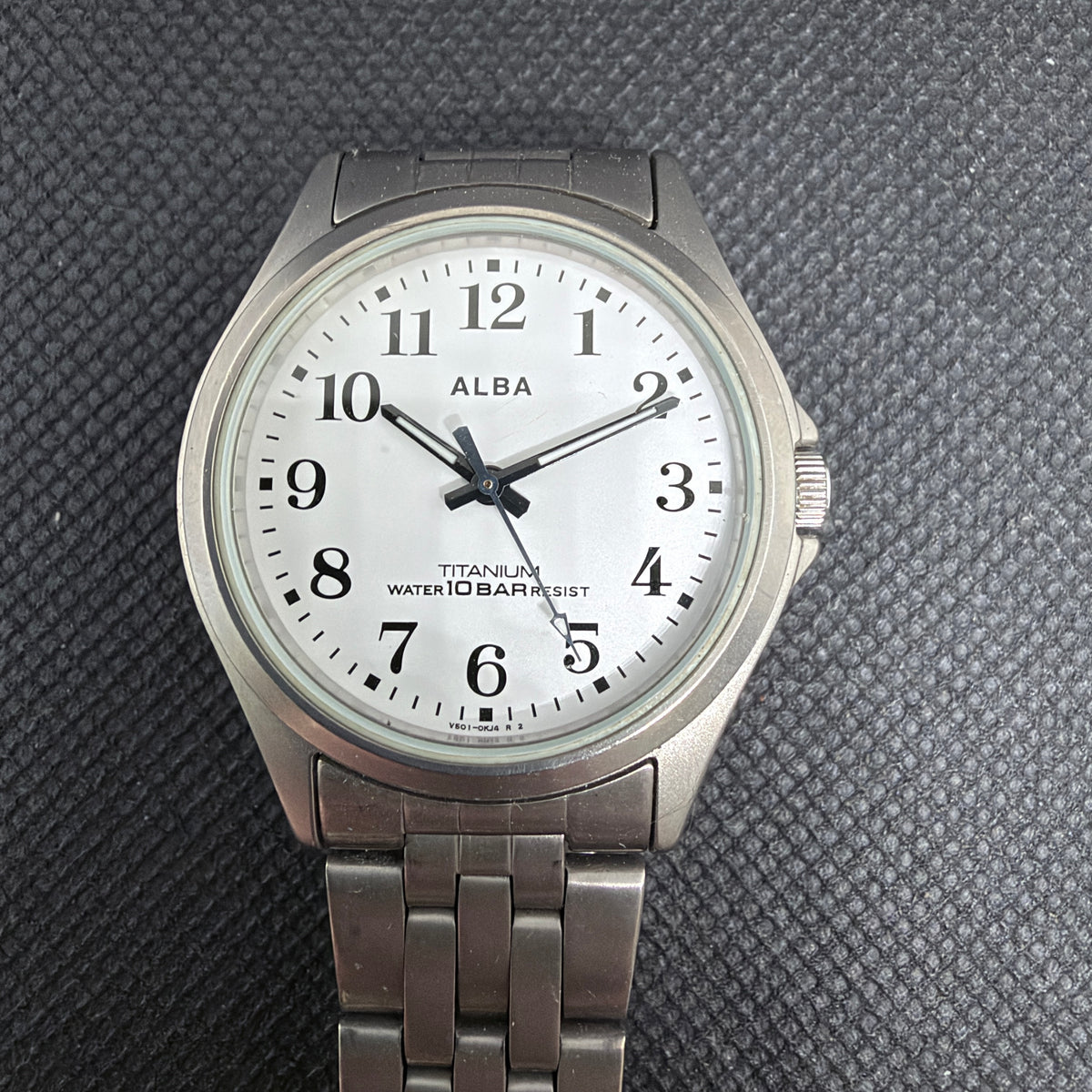 Neo-Vintage Seiko Alba Titanium JDM Field Watch – Clean White Dial 35mm (Fits 18.5cm Wrist)