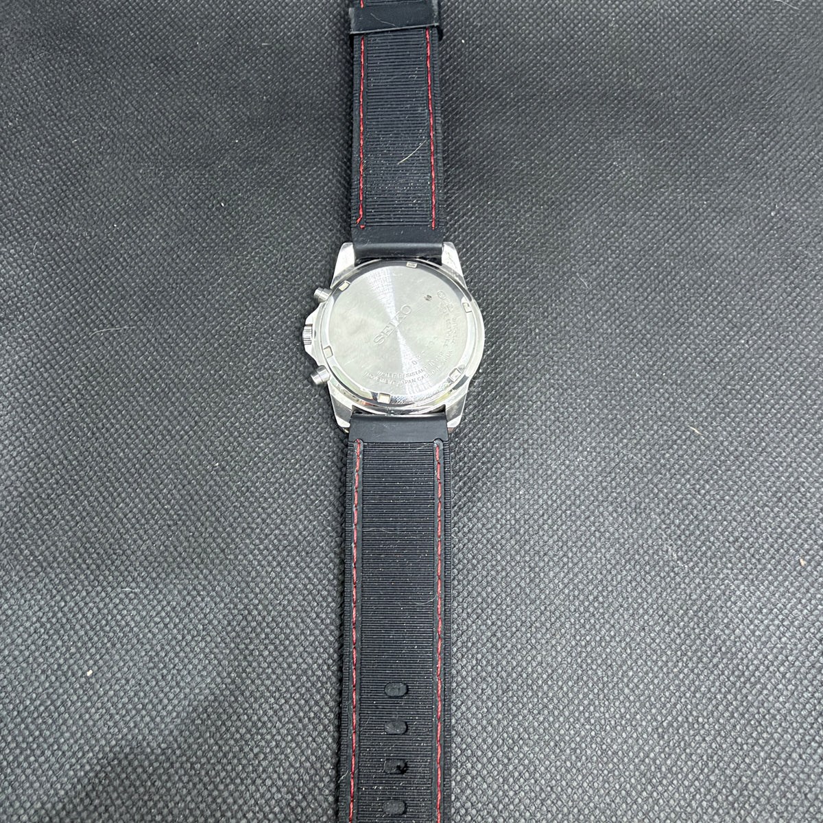 Neo-Vintage Seiko Chronograph 1/20 Sec. – Black Dial 39mm Sports Watch (7T92-0LH0)