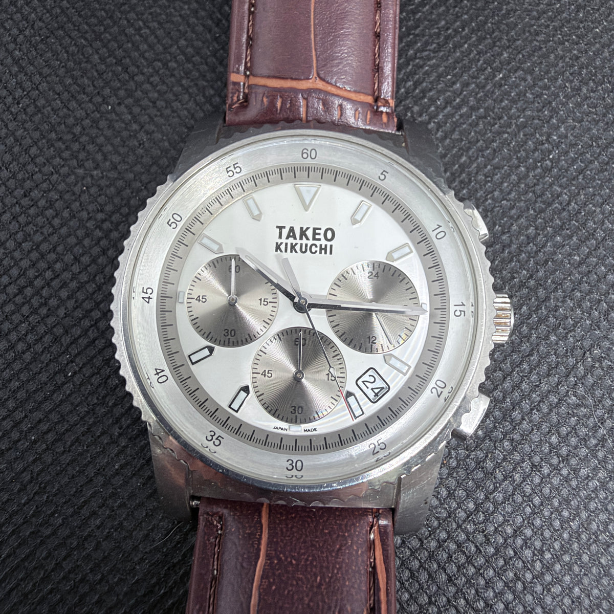 Neo-Vintage Takeo Kikuchi Chronograph JDM – Silver Sunray Dial 40.5mm (TK-20B6)