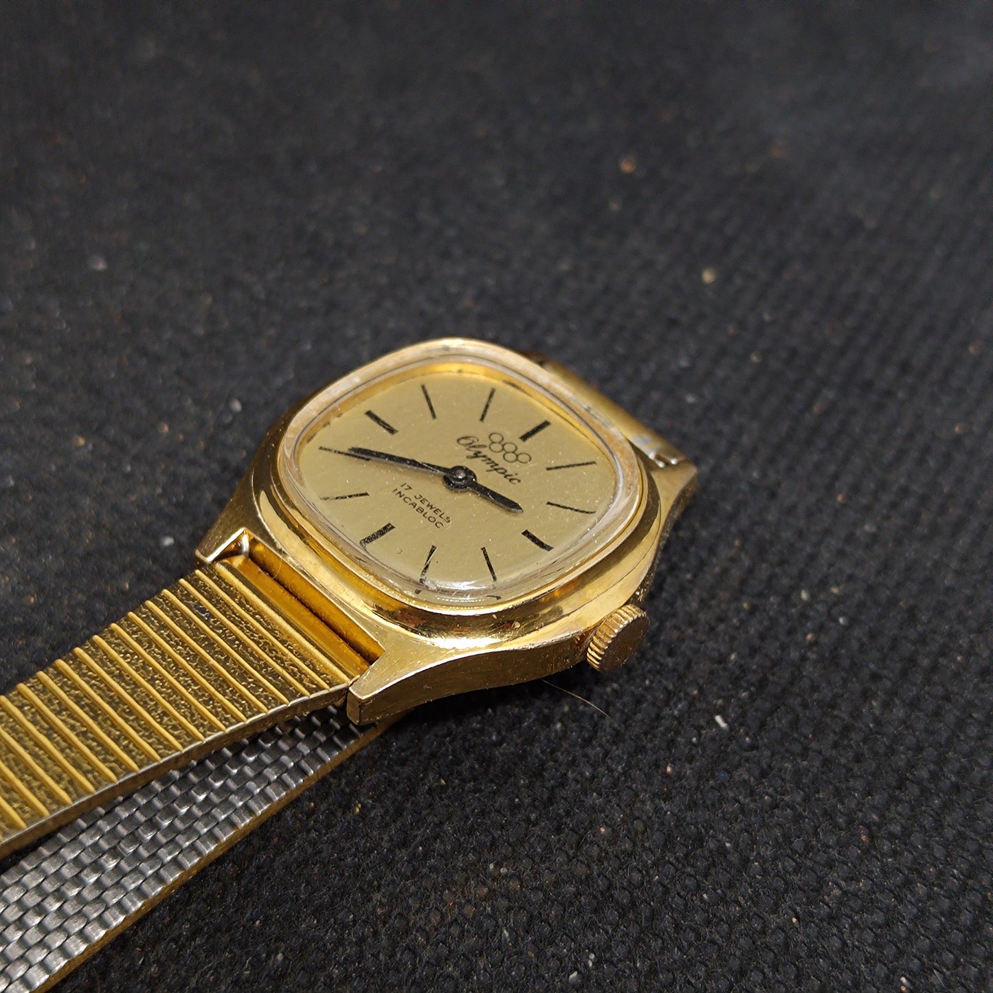 Vintage Ladies Olympic Swiss Made Mechanical Watch