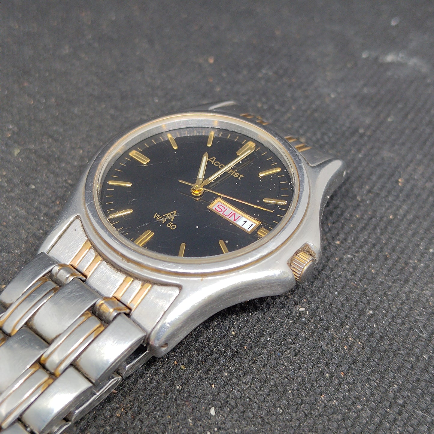 Mens Accurist Dress Watch