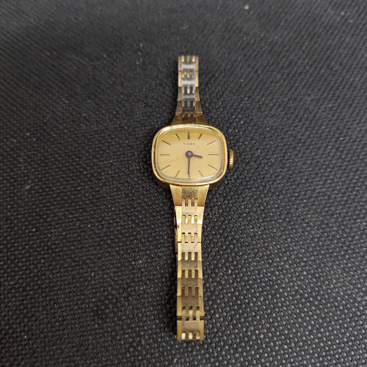 Vintage Ladies Timex Mechanical Watch
