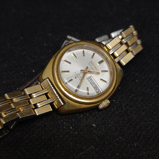 Vintage Ladies Seiko Automatic Watch