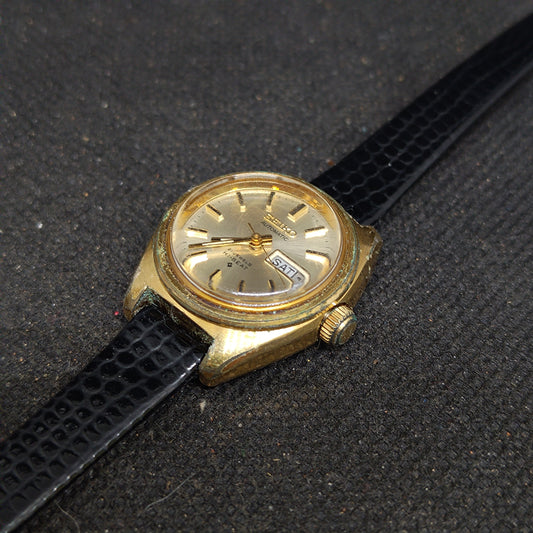 Vintage Ladies Seiko Automatic Watch